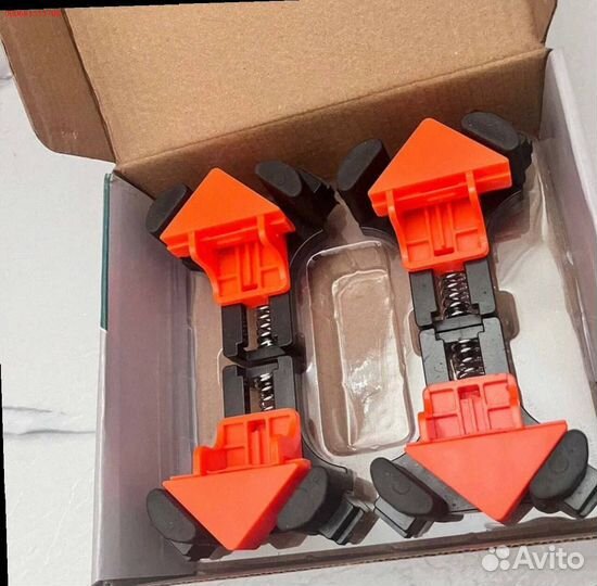 Новые угловые тиски для фиксации досок 5-22