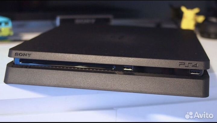 Игровая приставка ps4 slim