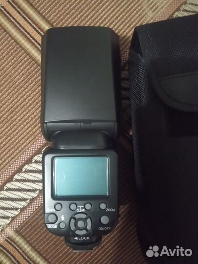 Вспышка Triopo TR-988