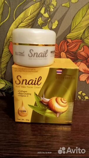 Омолаживающий крем для лица с муцином. Тайланд