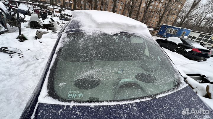 Заднее стекло Renault Symbol/Thalia