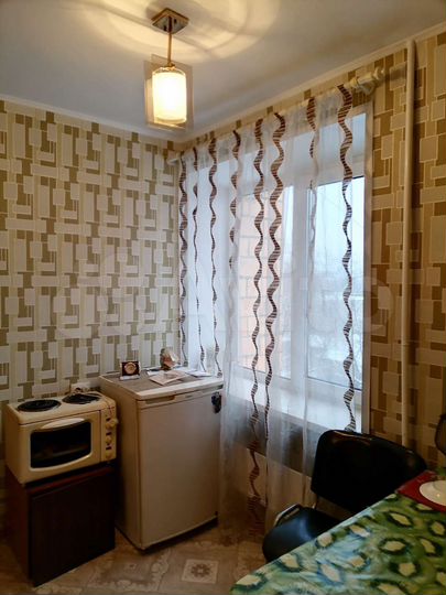 2-к. квартира, 30 м², 3/5 эт.