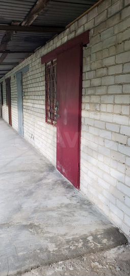 Гараж, > 30 м²