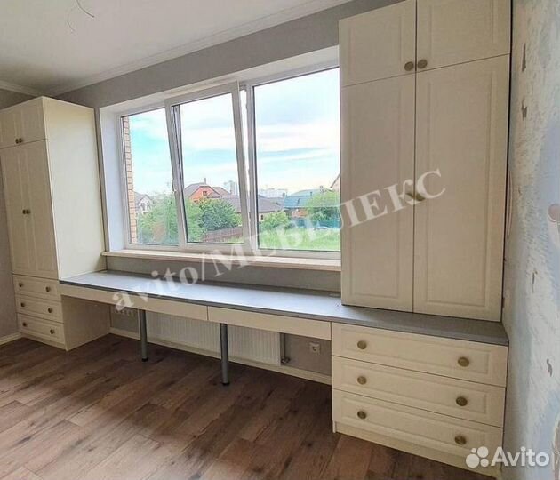 Мебель в детскую комнату