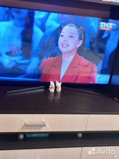 Телевизор LED 48