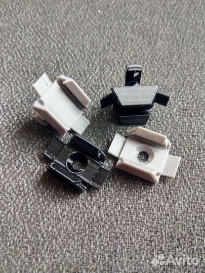 Клипсы карниза шторки Volvo FH