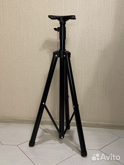 Штатив для колонок