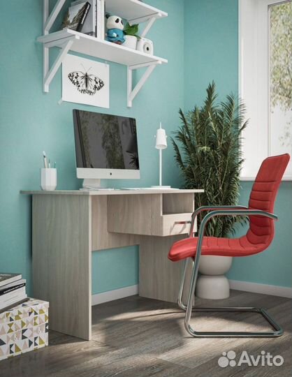 Стол письменный Практик