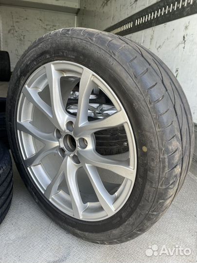 Bridgestone Potenza RE002 Adrenalin 245/45 R18 100W