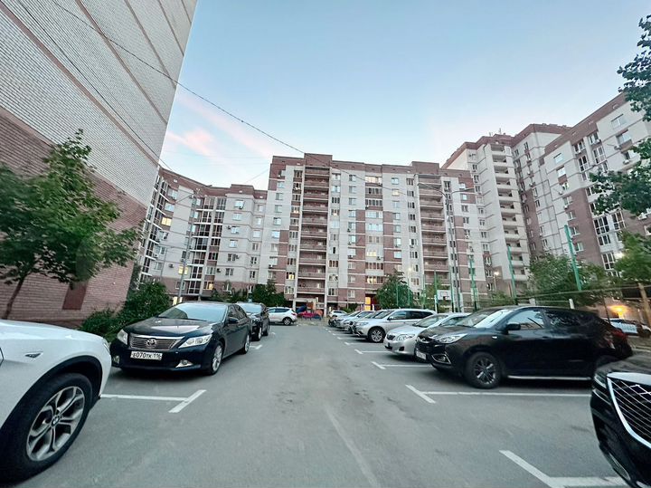 4-к. квартира, 106,3 м², 2/8 эт.