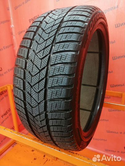 Pirelli Winter Sottozero 3 235/40 R19 96V