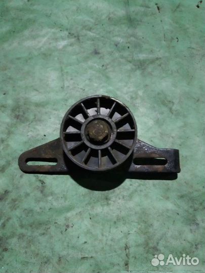 Ролик приводного ремня Renault Logan