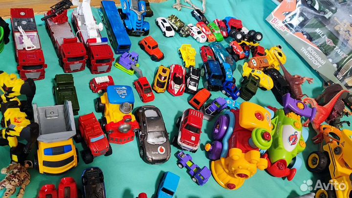 Игрушки машинки для мальчика