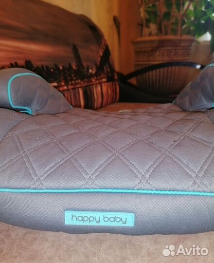 Детский бустер автомобильный