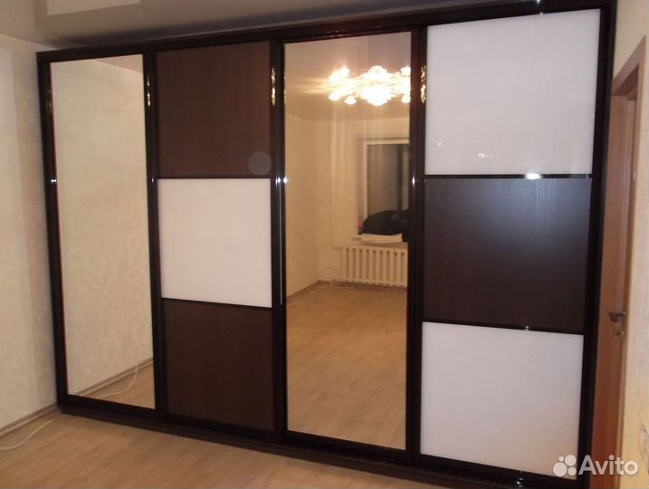 Шкаф в прихожую