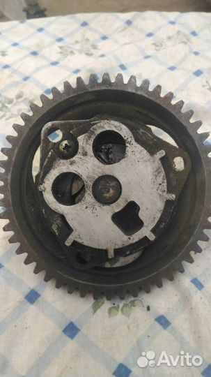 Форд Транзит мыс. нас.пер.крышка двигателя корпус