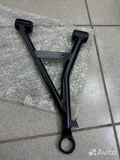 Рычаг передний верхний правый Yamaha Grizzly 700