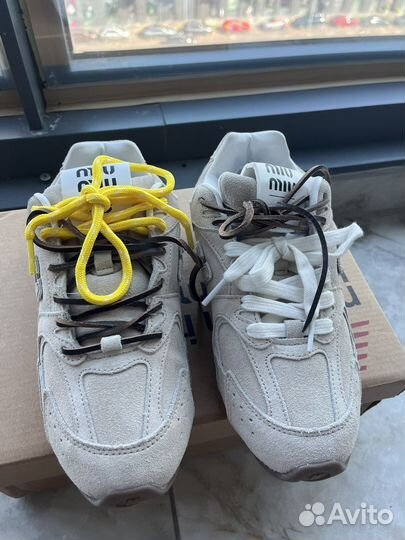 Кроссовки New Balance & Miu