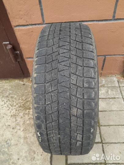 Bridgestone Blizzak DM-V1 245/55 R19