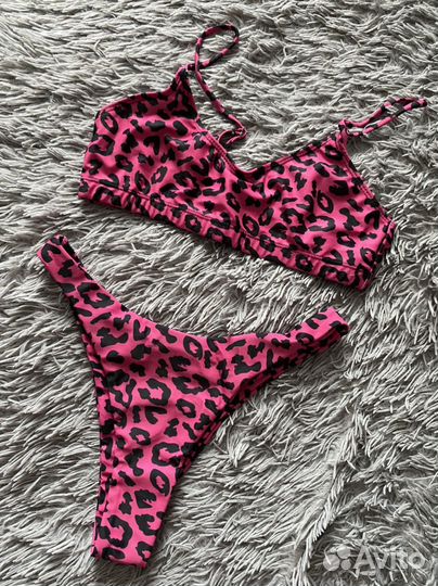 Купальники новые женские 42/44