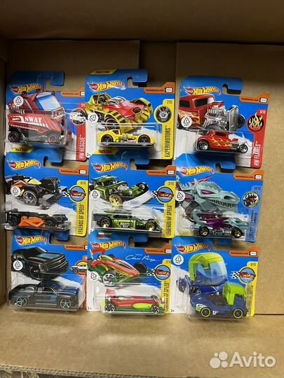 Hot wheels машинки