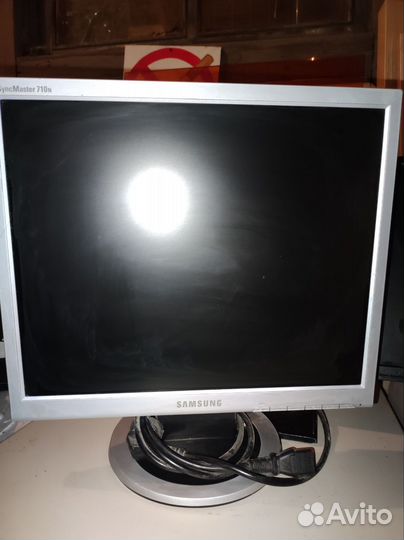 Монитор Samsung syncmaster 17