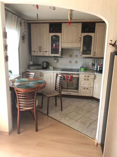 2-к. квартира, 70 м², 2/5 эт.