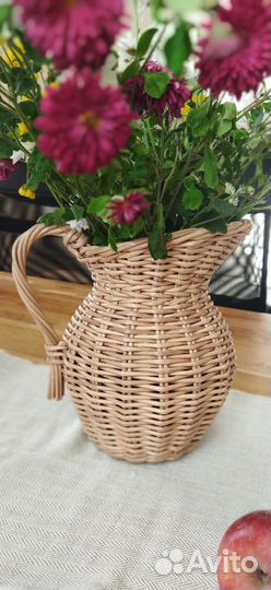 Кувшин плетеный