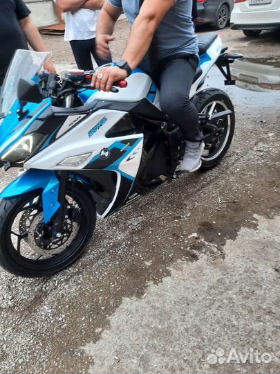 Yamaha R3