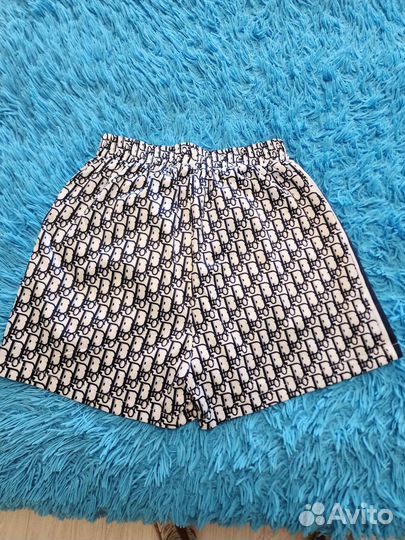 Новые шорты Christian dior(Размер 44-46)футб.46-48