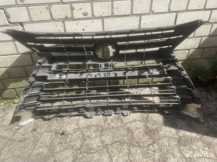 Решетка радиатора leksus lx 450