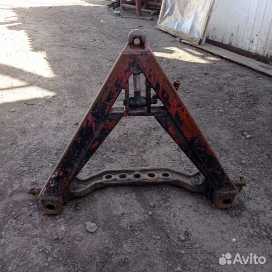 Угольник на навеску мтз