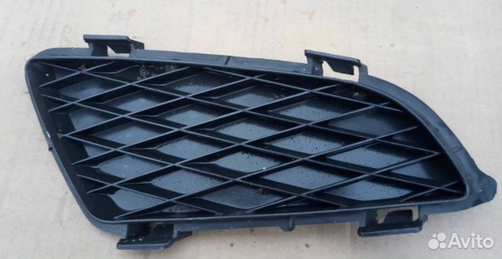 Решетка бампера mazda 6 2002-2007