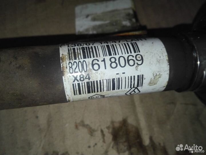 Привод левый 1.4 1.6 МКПП 1.5 5 ст Megane 2