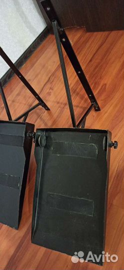 Полка настенная для колонок