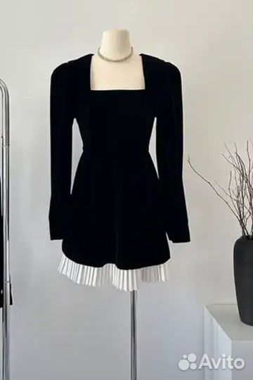 Нарядное платье