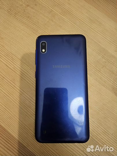 Samsung Galaxy A10, 2/32 ГБ