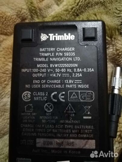 Зарядное устройство Trimble bvw122250200N