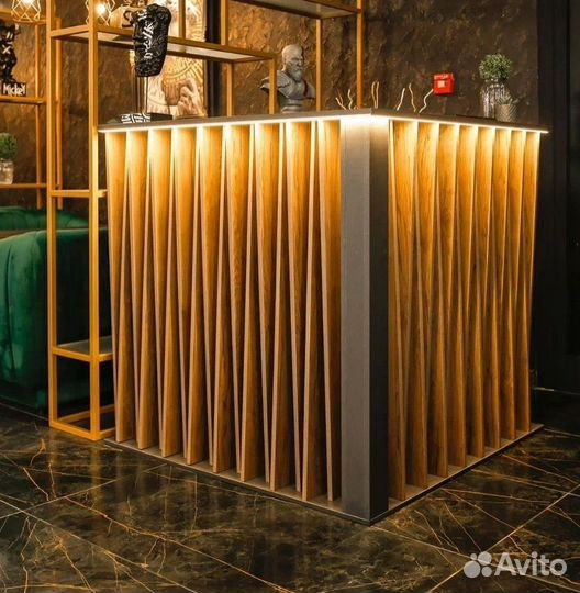 Стойка ресепшен для администратора