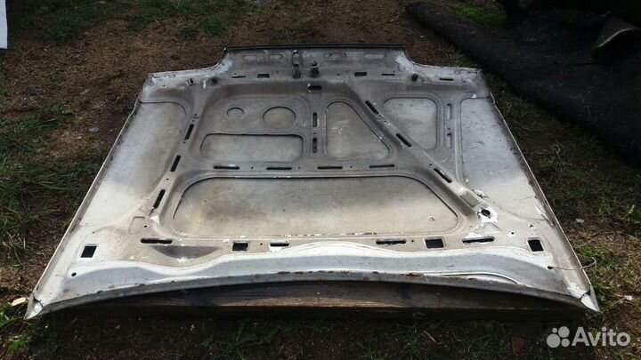 Opel Kadett-E капот/бак