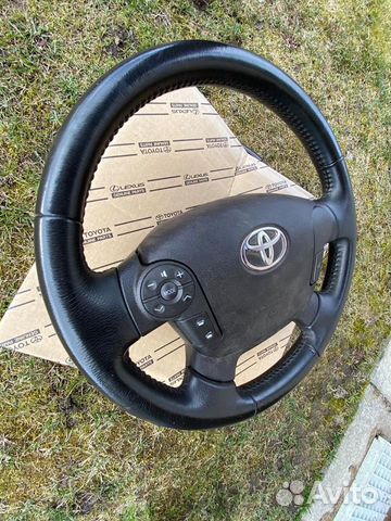 Toyota Tundra руль с подушкой