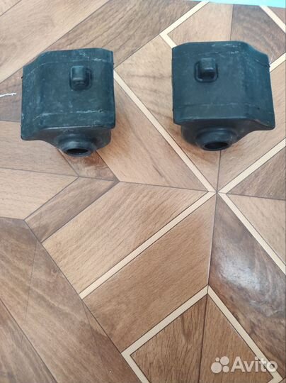 Втулка стабилизатора 2 шт, toyota corolla 150