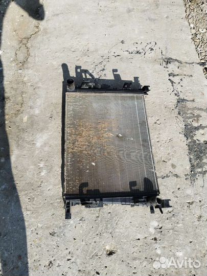 Радиатор охлаждения двс Renault Duster 1.6