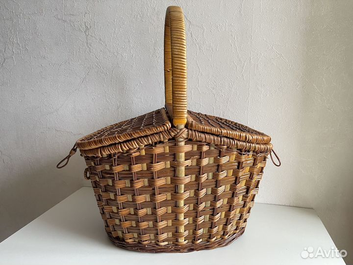 Декоративная Корзинка плетеная с крышкой
