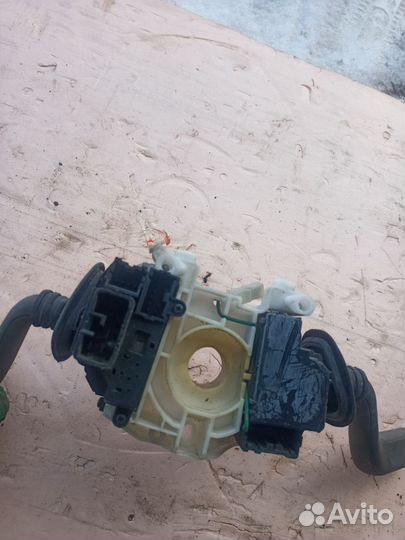 Переключатель подрулевой (стрекоза) Volvo S40 1