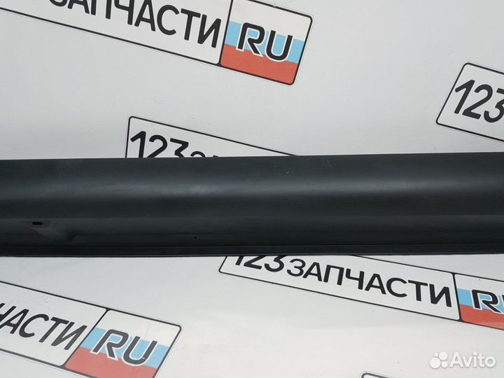 Порог кузова пластиковый левый Mitsubishi