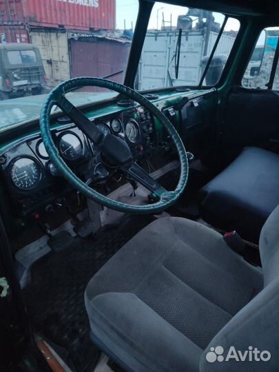 Урал 4320, 1984