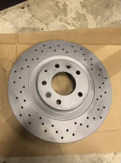 Передние тормозные диски с перфорацией мазда cx7/c