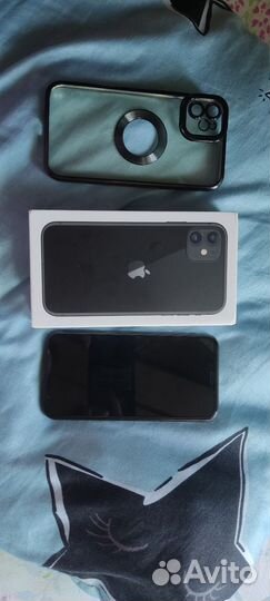iPhone 11, 64 ГБ