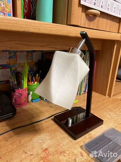Лампа настольная